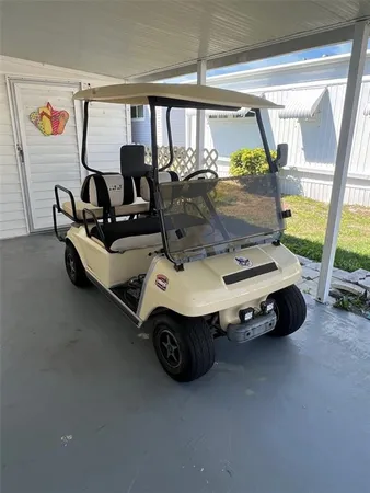 $89,900 | 37 Pindo Palm Street East, Largo, FL 33770