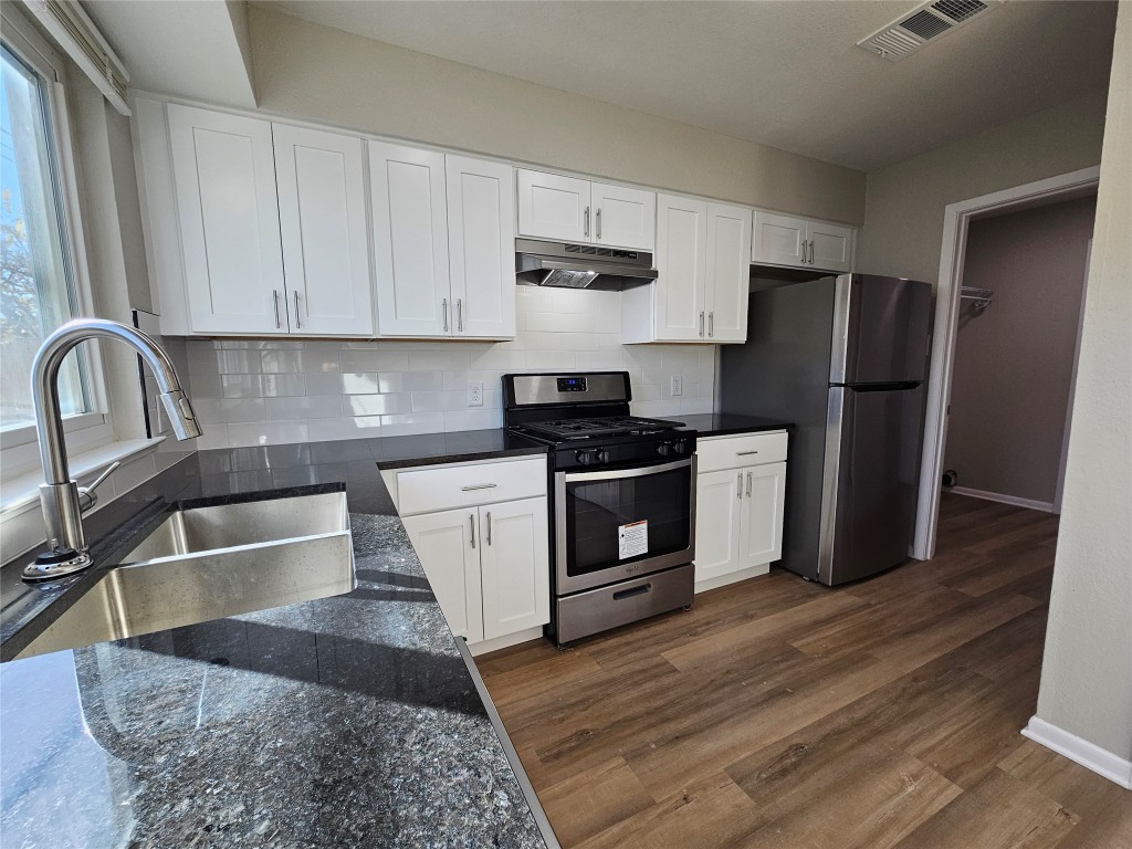 1418 Hyridge Circle Round Rock, TX 78664 - Photo 10 of 24