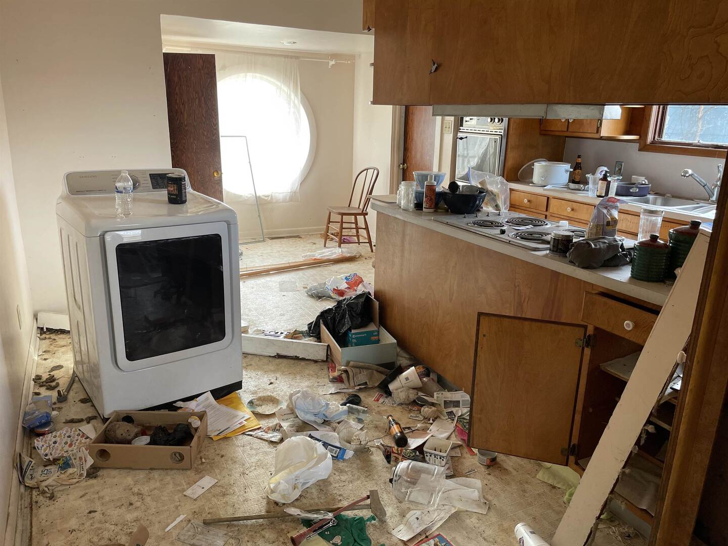 209 South 16th Street Herrin, IL 62948 - Photo 9 of 38 a room with storage and utility