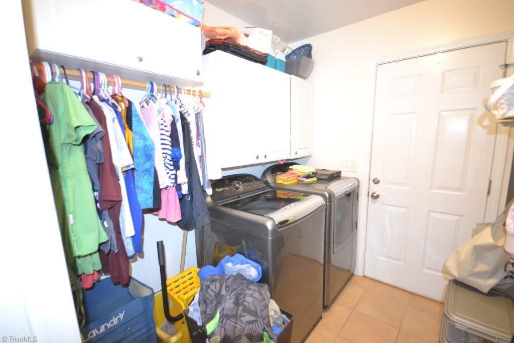 2497 Danny Bell Road Asheboro, NC 27205 - Photo 10 of 20 Laundry room - tile flooring