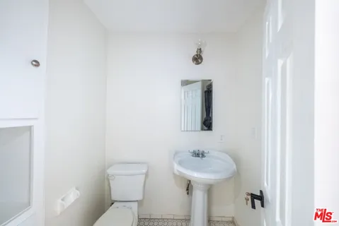 $3,400 | 9205 Alcott Street, Unit 3, Los Angeles, CA 90035
