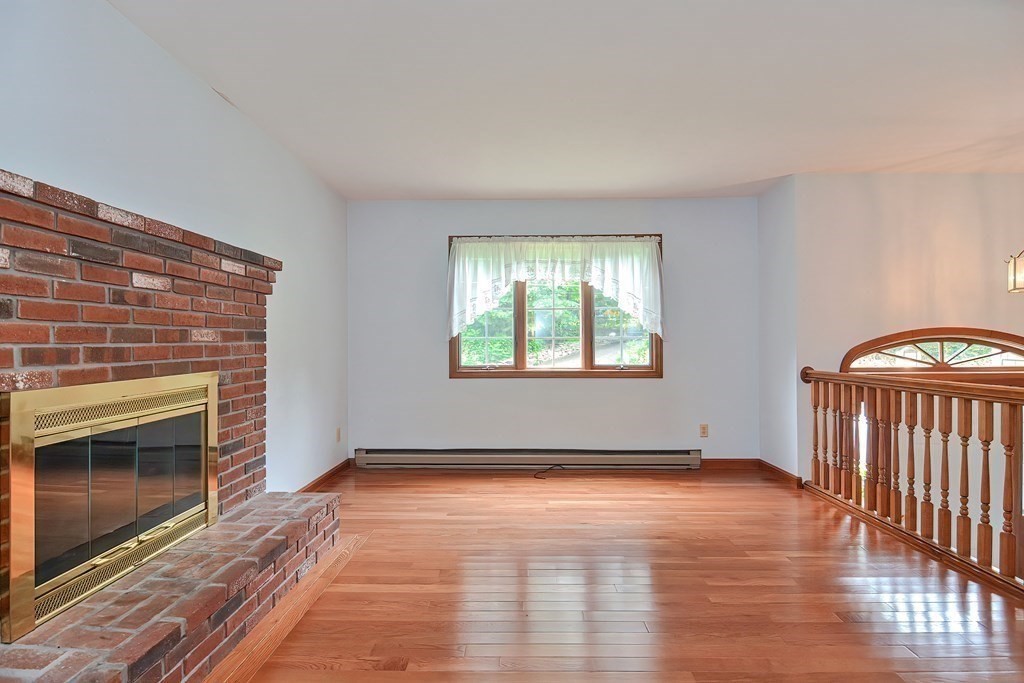 97 Wallace Road Sturbridge, MA 01566 - Photo 11 of 42