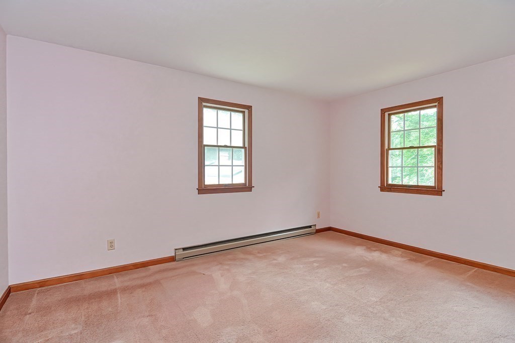 97 Wallace Road Sturbridge, MA 01566 - Photo 22 of 42