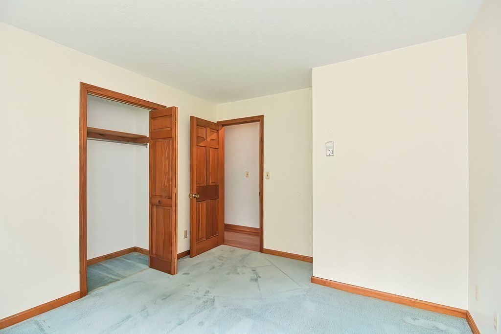 97 Wallace Road Sturbridge, MA 01566 - Photo 26 of 42