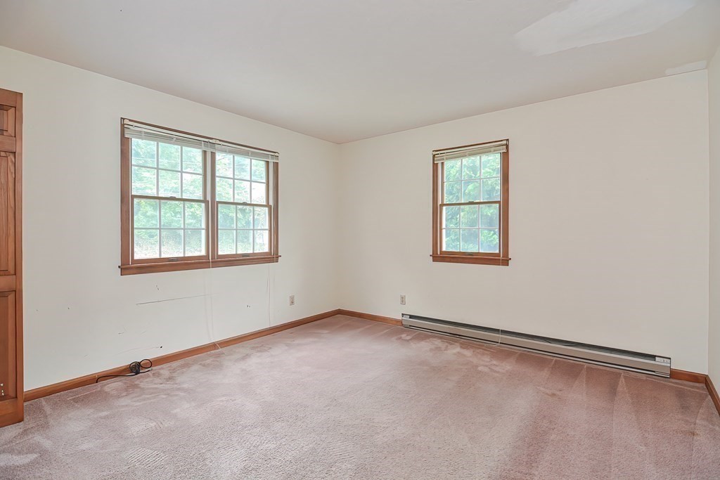 97 Wallace Road Sturbridge, MA 01566 - Photo 28 of 42