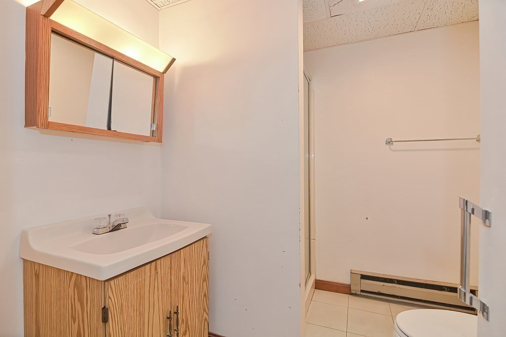 97 Wallace Road Sturbridge, MA 01566 - Photo 35 of 42