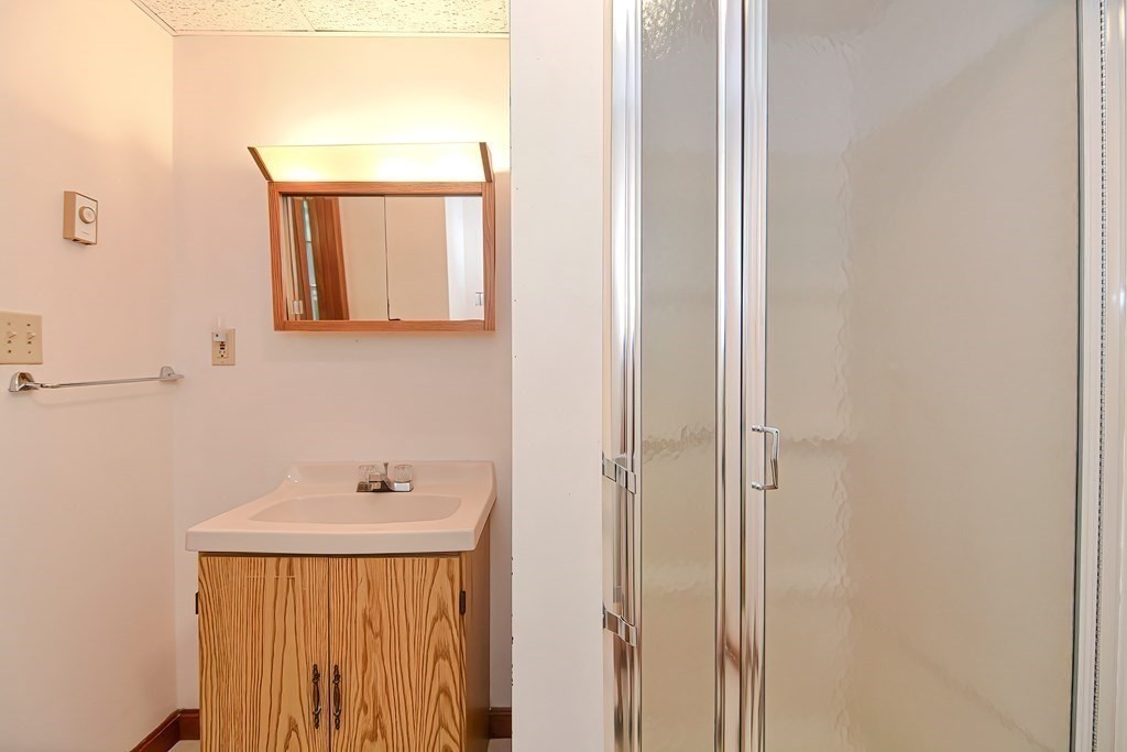 97 Wallace Road Sturbridge, MA 01566 - Photo 36 of 42