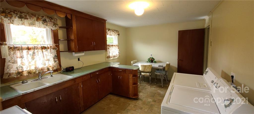 1767 Pekin Road Candor, NC 27229 - Photo 3 of 18 Gallery Image 3