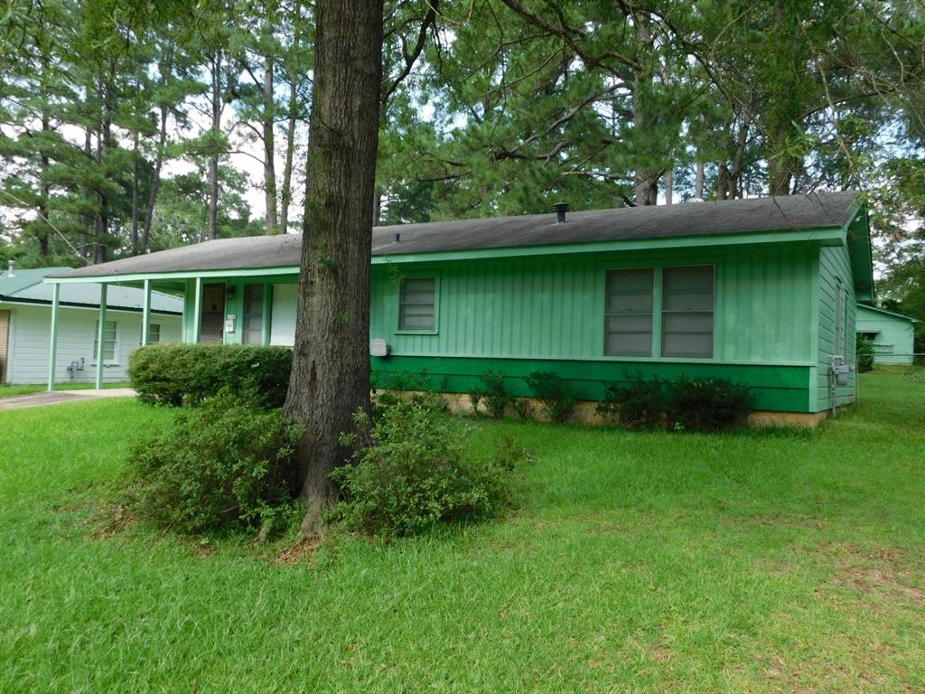 107 5th Street Northeast Springhill, LA 71075 - Photo 3 of 26