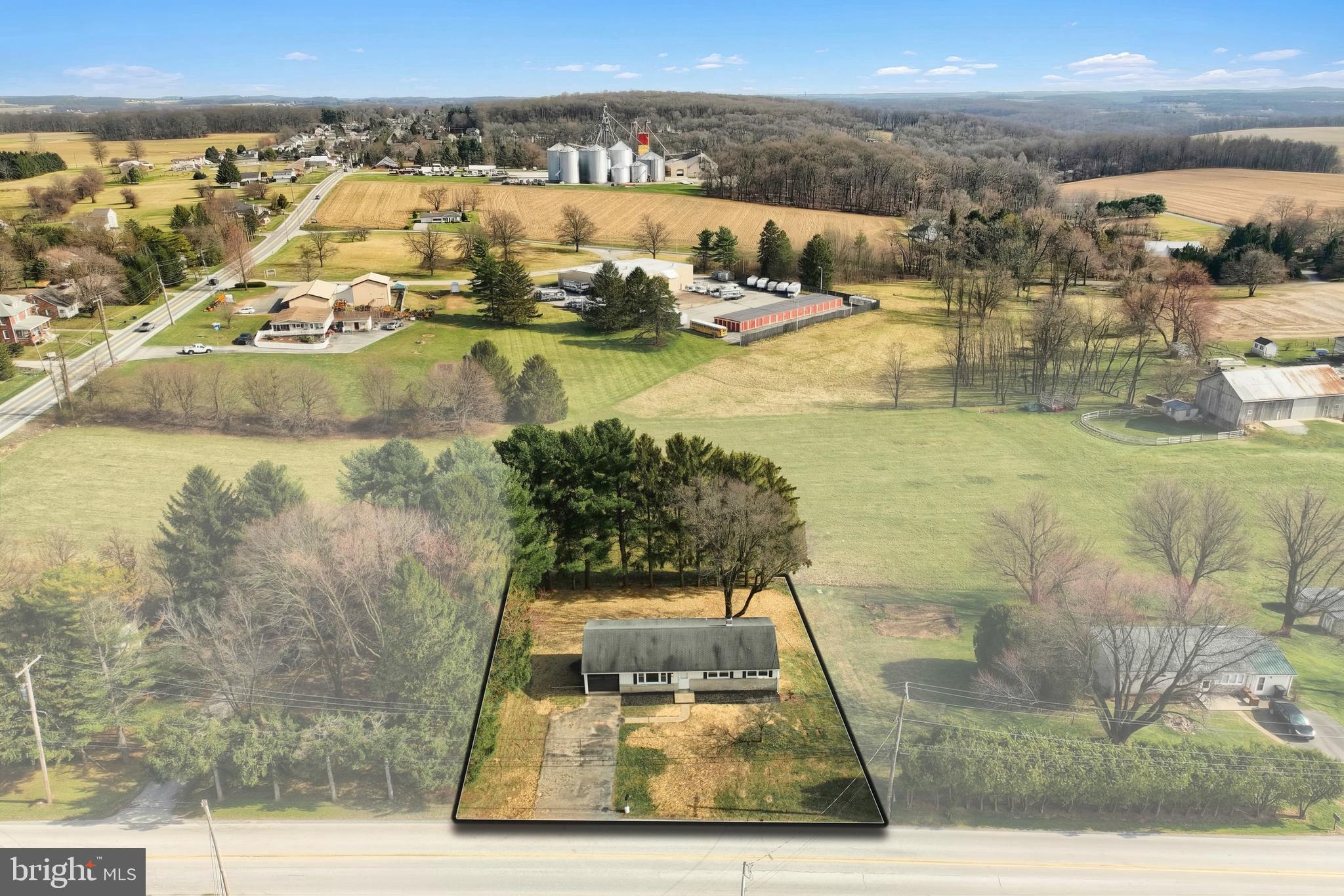 880 Springvale Road Red Lion, PA 17356 - Photo 7 of 39 a view of a swimming pool