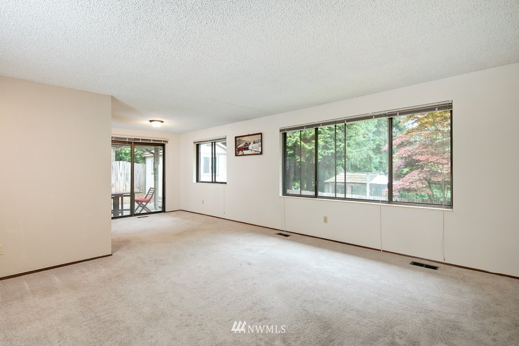 16825 Southeast 144th Street Renton, WA 98059 - Photo 8 of 19
