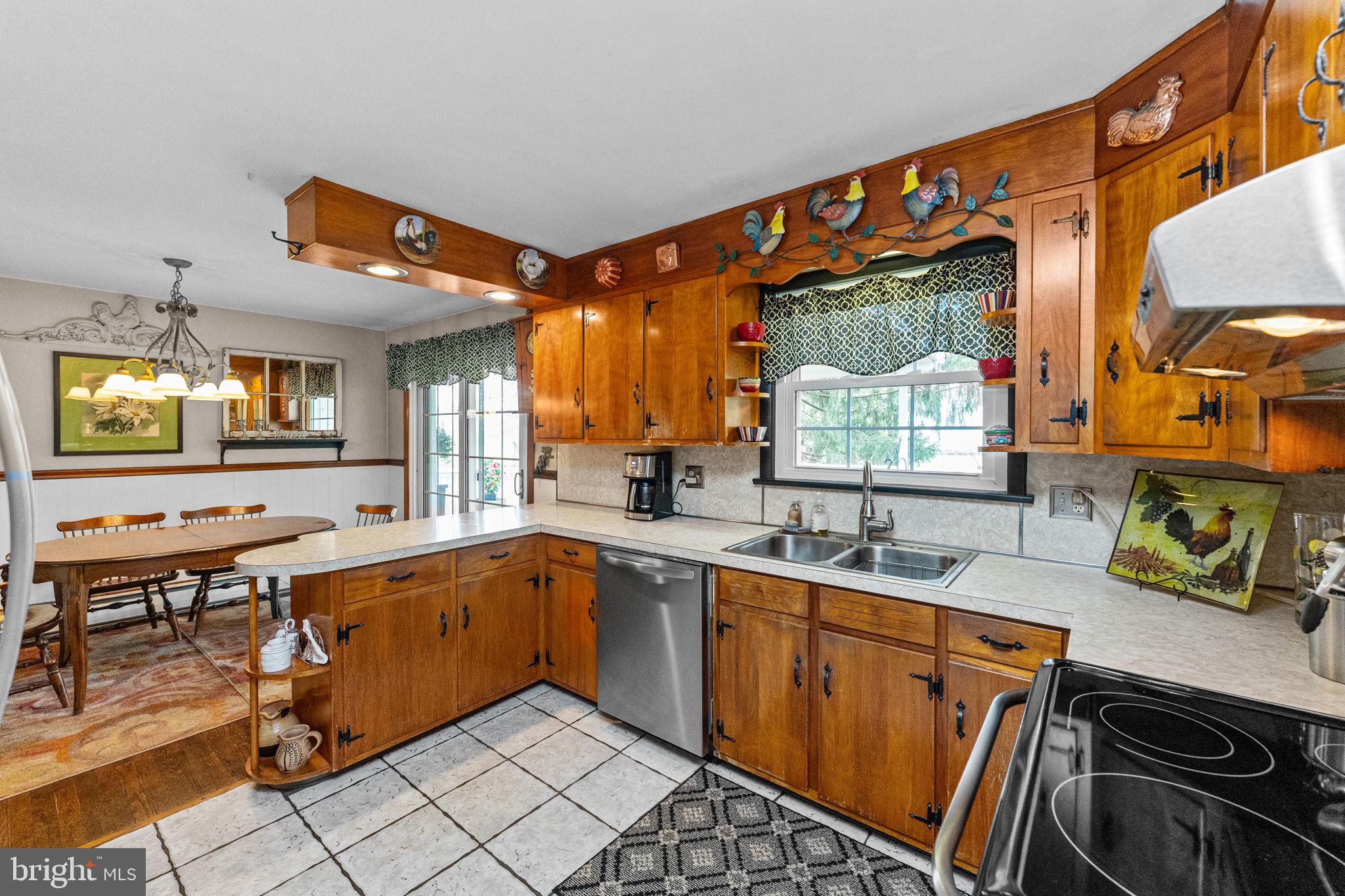 1030 Walt Road Pennsburg, PA 18073 - Photo 17 of 35 Gallery Image 17