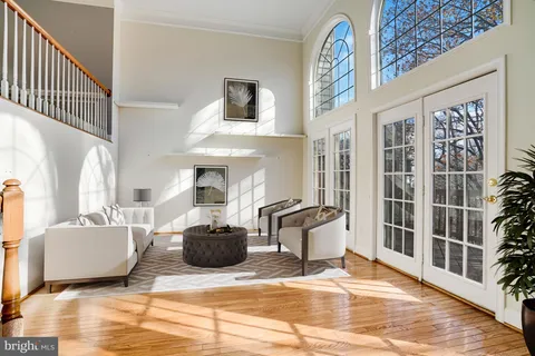 $935,000 | 2505 Gadsby Place, Alexandria, VA 22311