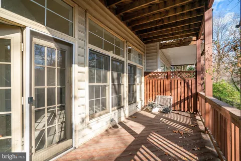 $935,000 | 2505 Gadsby Place, Alexandria, VA 22311