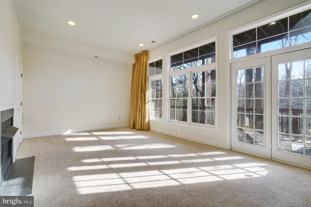 $1,000,000 | 2505 Gadsby Place, Alexandria, VA 22311