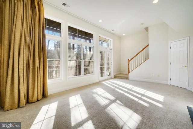 $1,000,000 | 2505 Gadsby Place, Alexandria, VA 22311