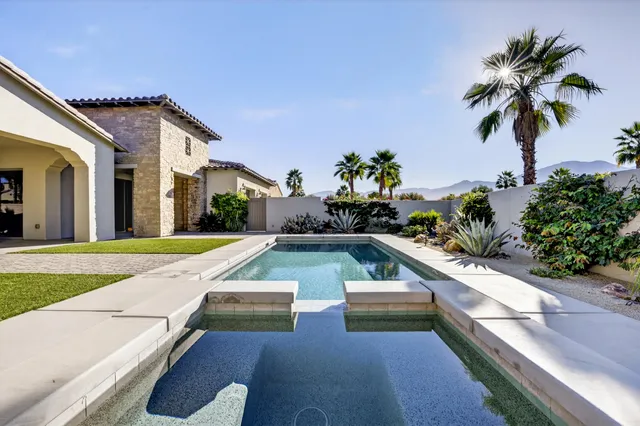 a view of a entryway of the house