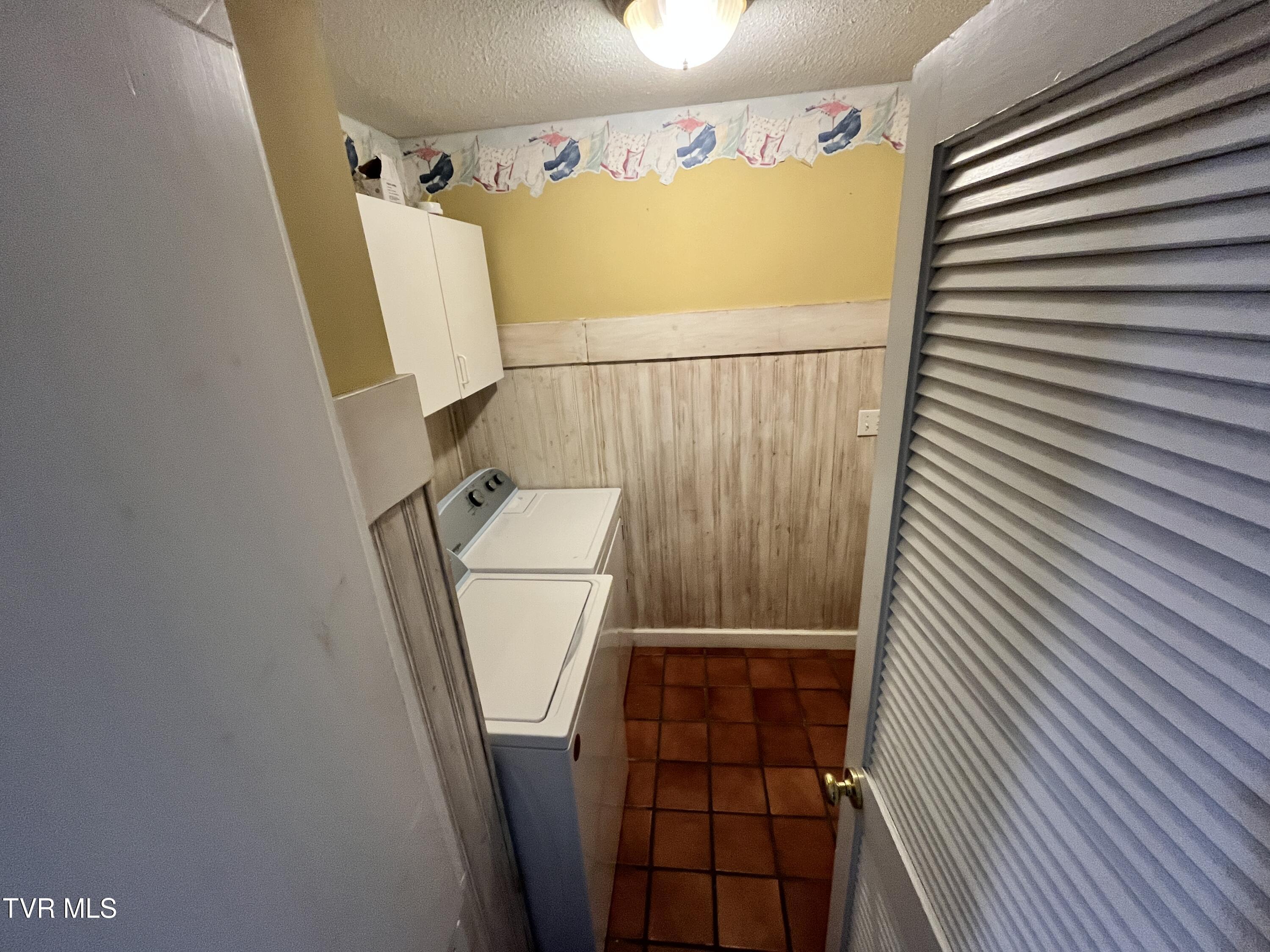 9269 Mountain Cove Road Pound, VA 24279 - Photo 23 of 31 IMG_5703