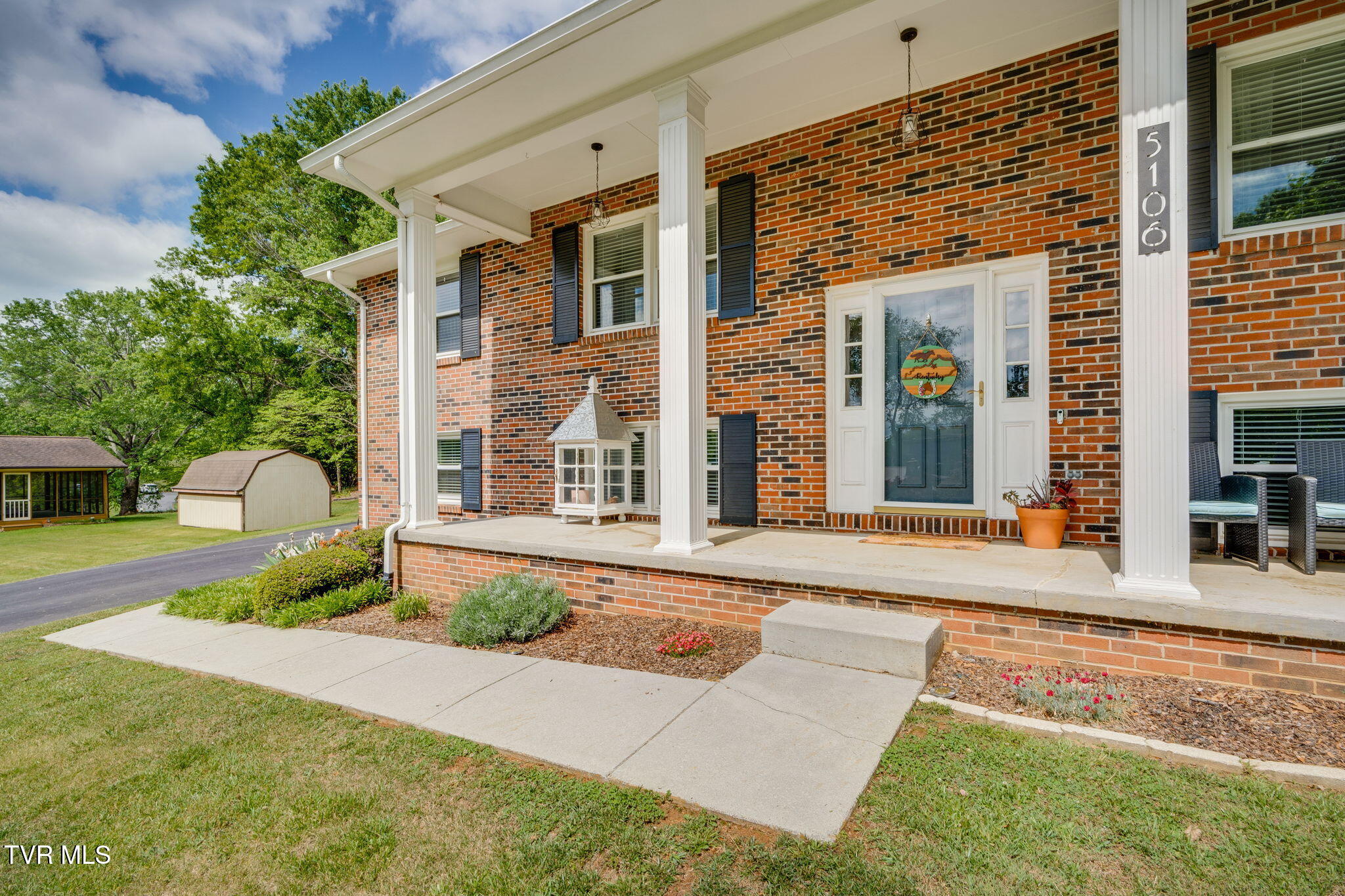 5106 Springview Street Kingsport, TN 37664 - Photo 3 of 40 003