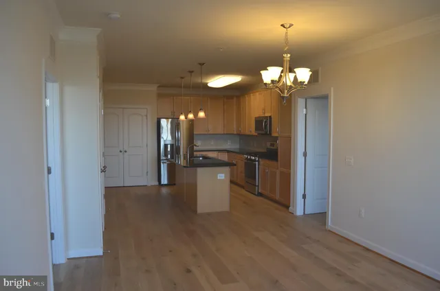 $2,450 | 13724 Neil Armstrong Avenue, Unit 307, Herndon, VA 20171