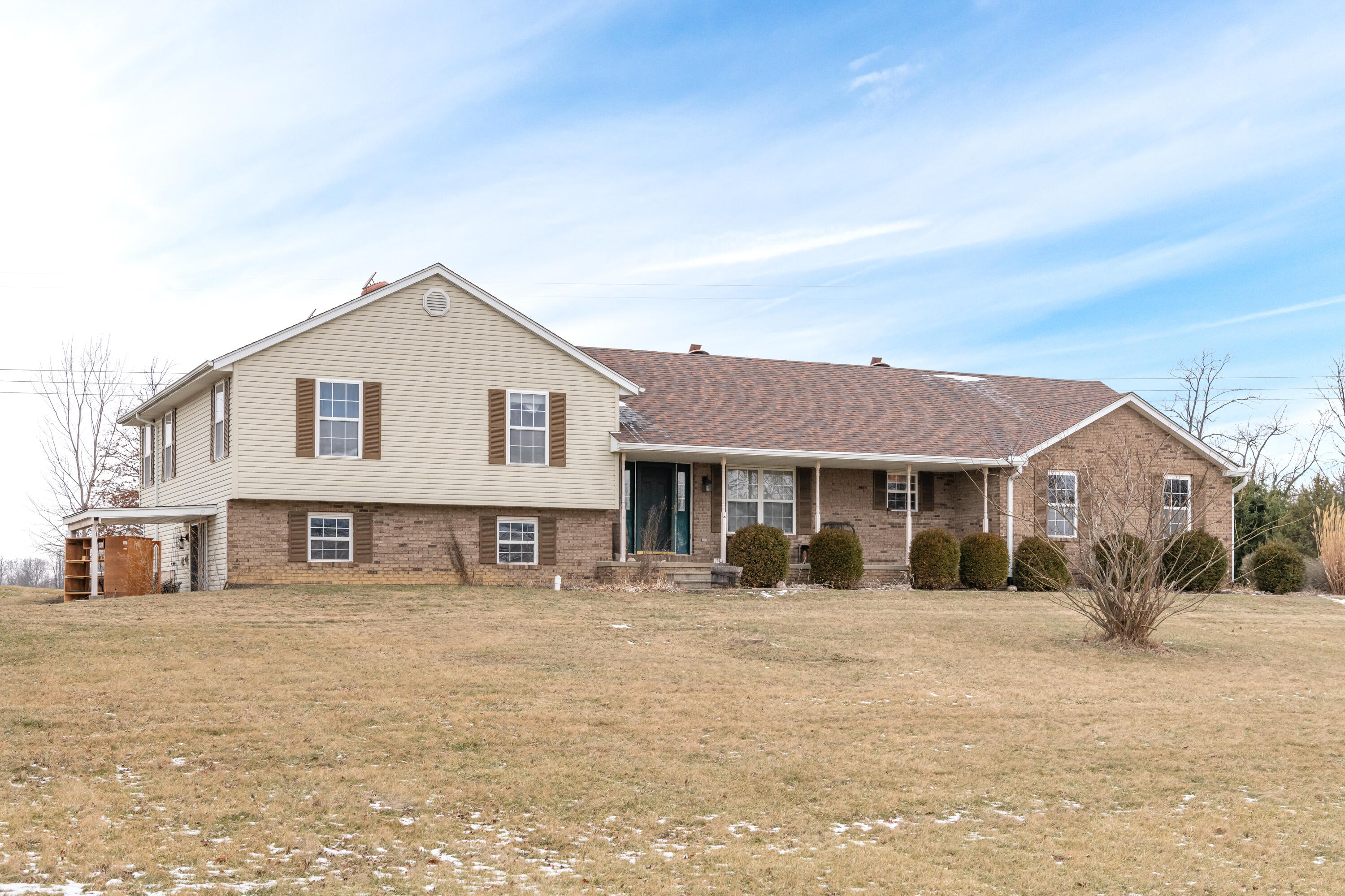 929 North Tecumseh Road Springfield, OH 45504 - Photo 3 of 55