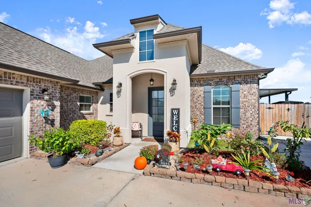 $329,000 | 4646 Longwood Drive, Addis, LA 70710