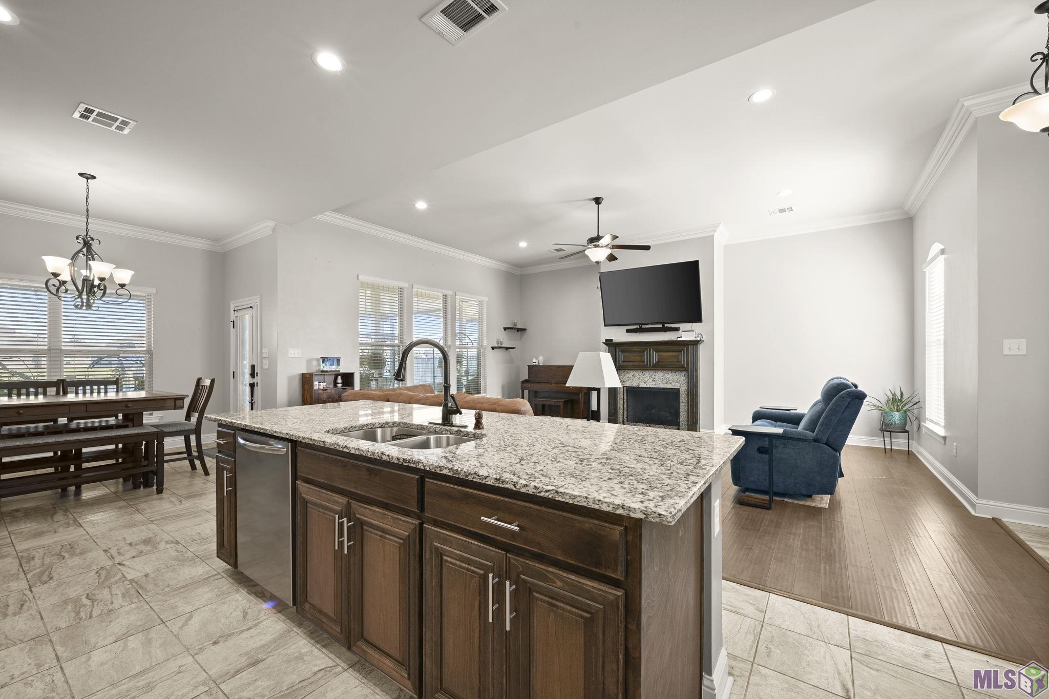 4646 Longwood Drive Addis, LA 70710 - Photo 12 of 33