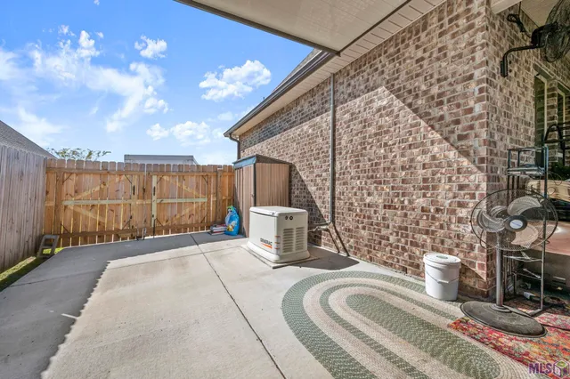 $326,500 | 4646 Longwood Drive, Addis, LA 70710