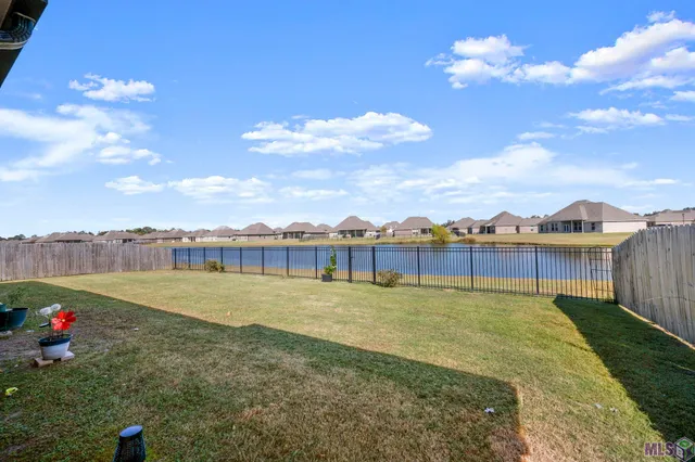 $326,500 | 4646 Longwood Drive, Addis, LA 70710