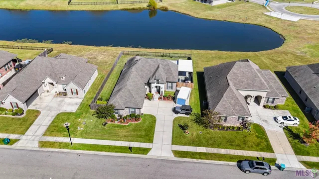 $326,500 | 4646 Longwood Drive, Addis, LA 70710