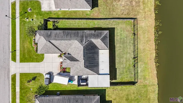 $326,500 | 4646 Longwood Drive, Addis, LA 70710