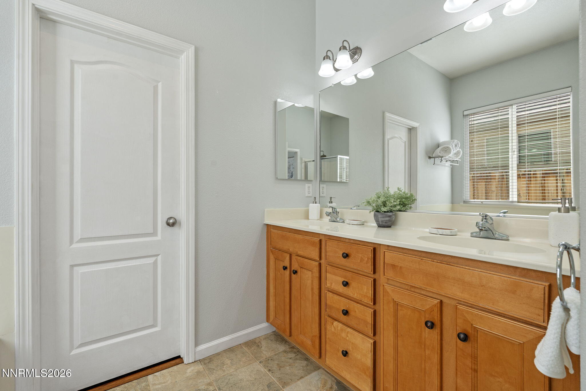 455 Cortono Drive Reno, NV 89521 - Photo 22 of 34 25-web-or-mls-DSC02742