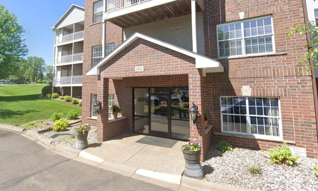 $200,000 | 2231 North Penn Place, Unit 322, North St. Paul, MN 55109