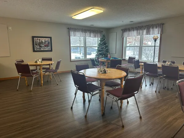 $188,500 | 2231 North Penn Place, Unit 322, North St. Paul, MN 55109