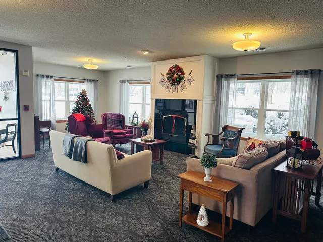 $200,000 | 2231 North Penn Place, Unit 322, North St. Paul, MN 55109