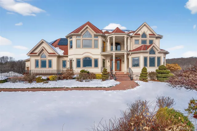 $1,350,000 | 60 Cronomer Heights Drive, Newburgh, NY 12550