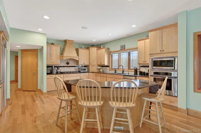 $1,350,000 | 60 Cronomer Heights Drive, Newburgh, NY 12550