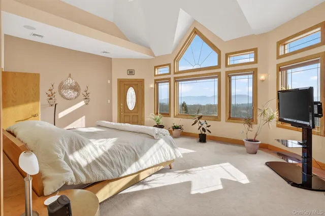 $1,350,000 | 60 Cronomer Heights Drive, Newburgh, NY 12550