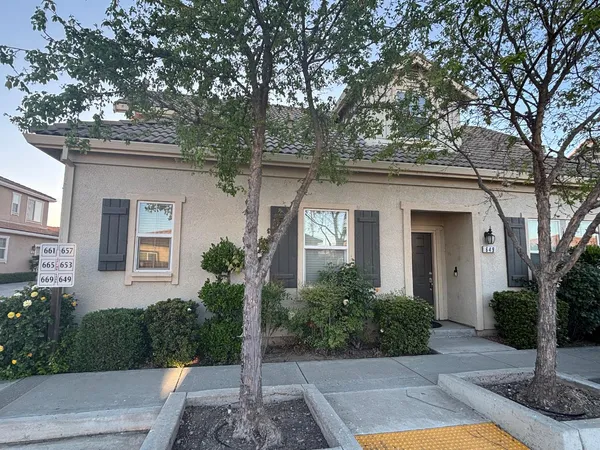 $325,000 | 649 Betten Street, Los Banos, CA 93635