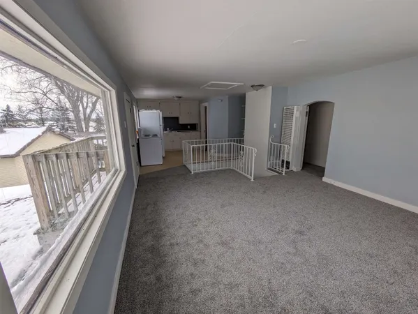 $689,900 | 2209 Lakeside Place, Green Bay, WI 54302