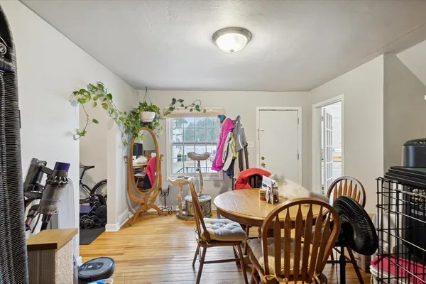 $689,900 | 2209 Lakeside Place, Green Bay, WI 54302