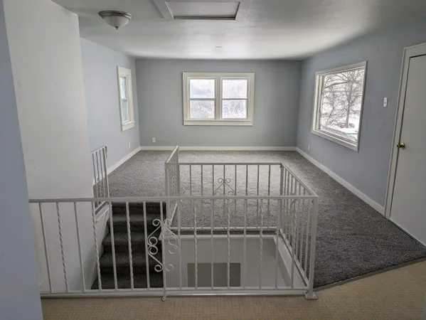 $689,900 | 2209 Lakeside Place, Green Bay, WI 54302