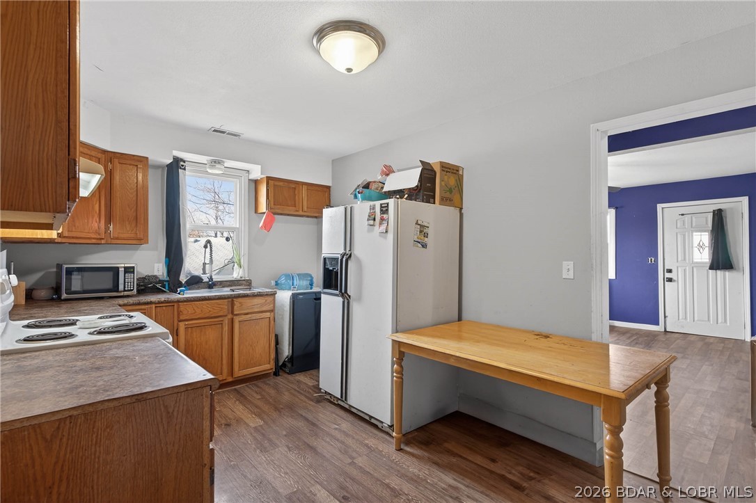 702 South Spring Street Cole Camp, MO 65325 - Photo 15 of 41