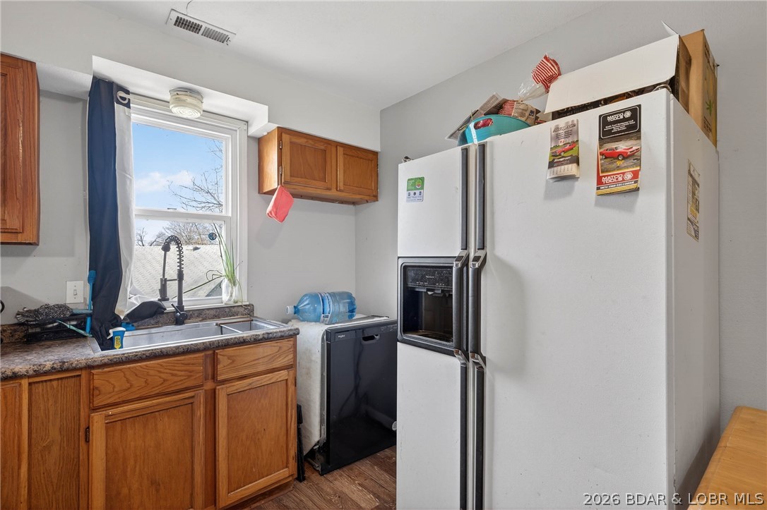 702 South Spring Street Cole Camp, MO 65325 - Photo 17 of 41