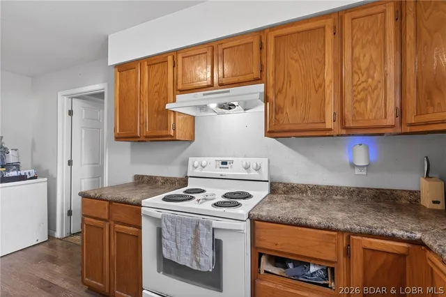 $159,500 | 702 South Spring Street, Cole Camp, MO 65325