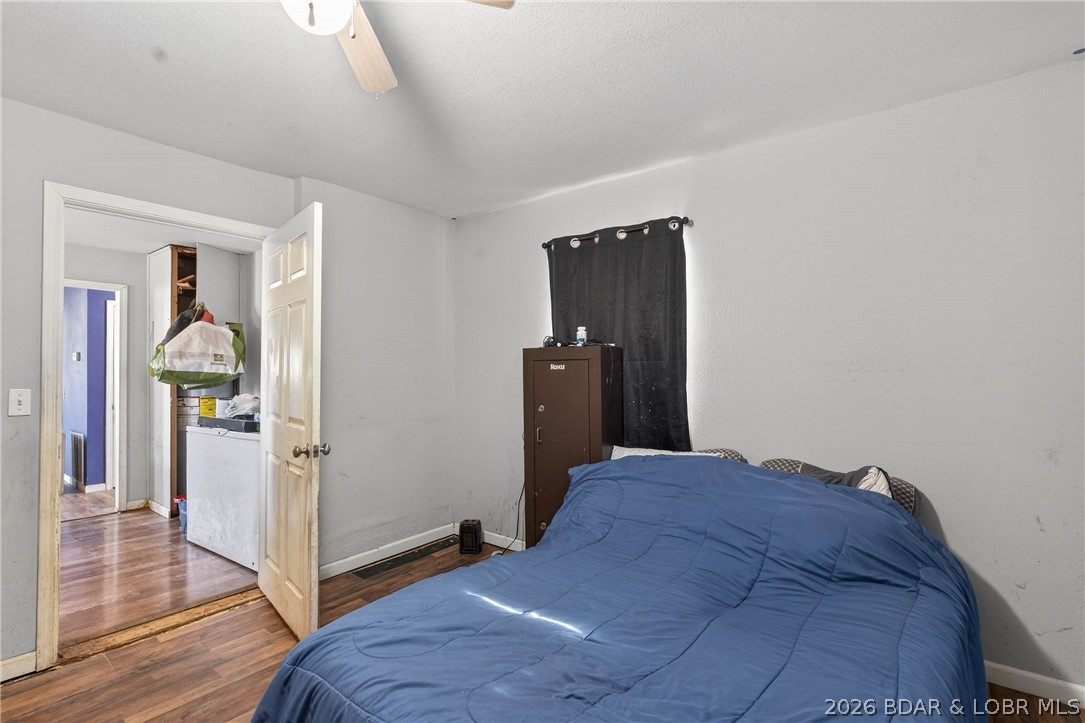 702 South Spring Street Cole Camp, MO 65325 - Photo 20 of 41