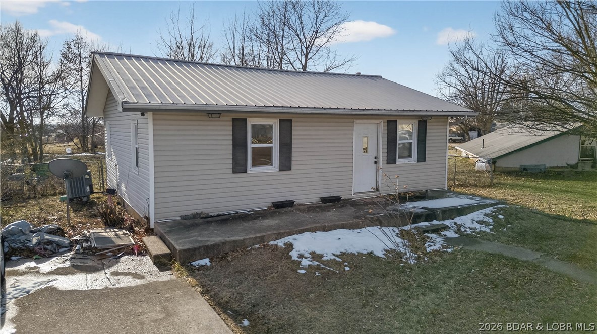 702 South Spring Street Cole Camp, MO 65325 - Photo 25 of 41