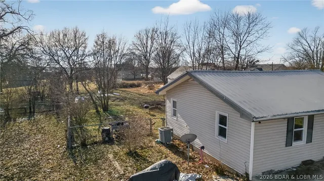 $159,500 | 702 South Spring Street, Cole Camp, MO 65325