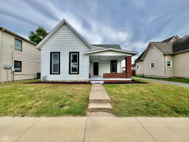 $179,900 | 1725 Cottage Avenue, Columbus, IN 47201