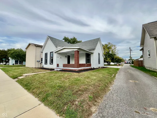 $179,900 | 1725 Cottage Avenue, Columbus, IN 47201